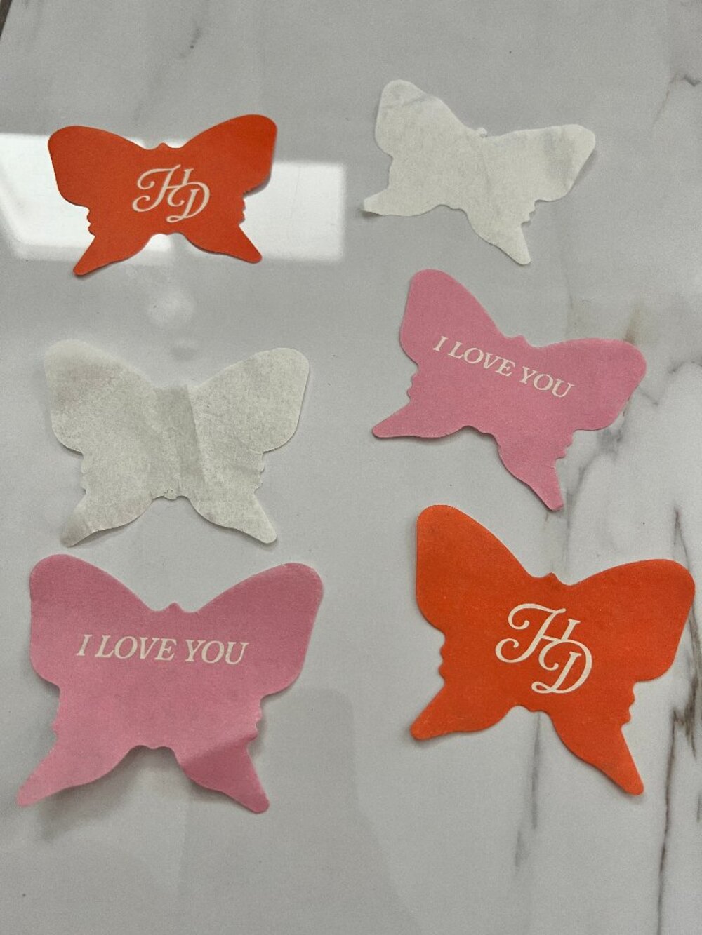 HILARY DUFF - LUCKY ME TOUR CONFETTI